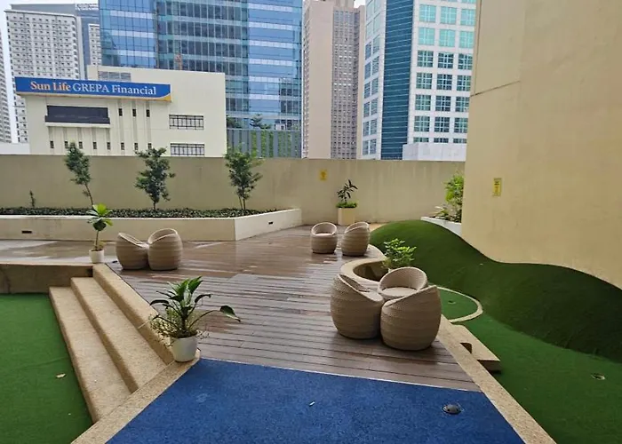 Makati Bliss - Cozy Urban Retreat Apartment *
