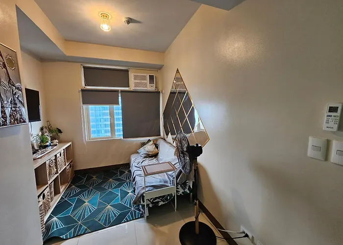 Makati Bliss - Cozy Urban Retreat Manila